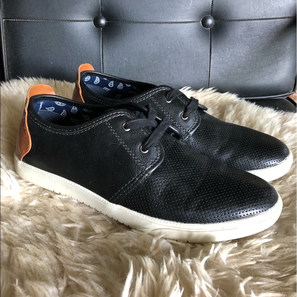 Steve Madden - Men’s - Haunt Sneaker - sz 9